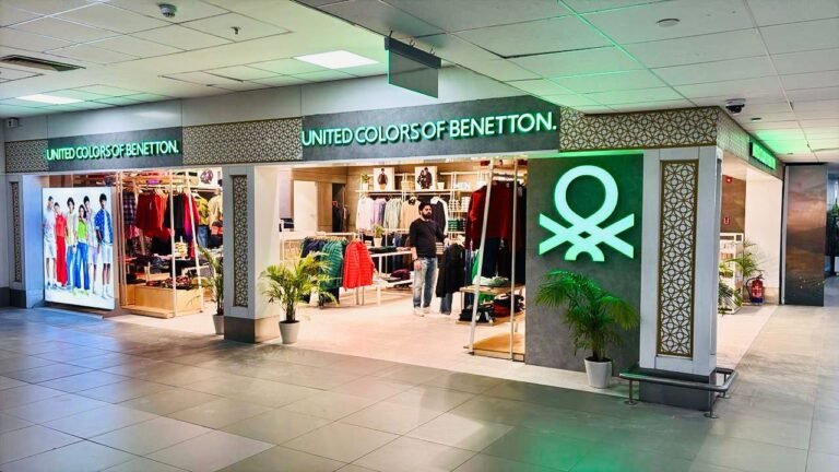 United Colors of Benetton, T2 Airport, Delhi